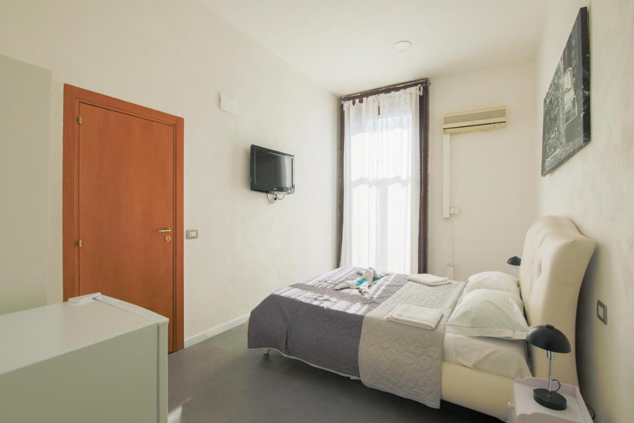 ナポリ マディソン Bed & Breakfast エクステリア 写真