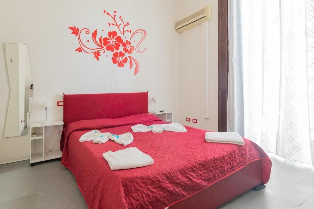 ナポリ マディソン Bed & Breakfast エクステリア 写真