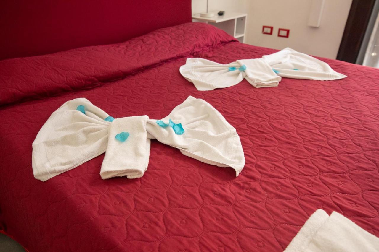 ナポリ マディソン Bed & Breakfast エクステリア 写真