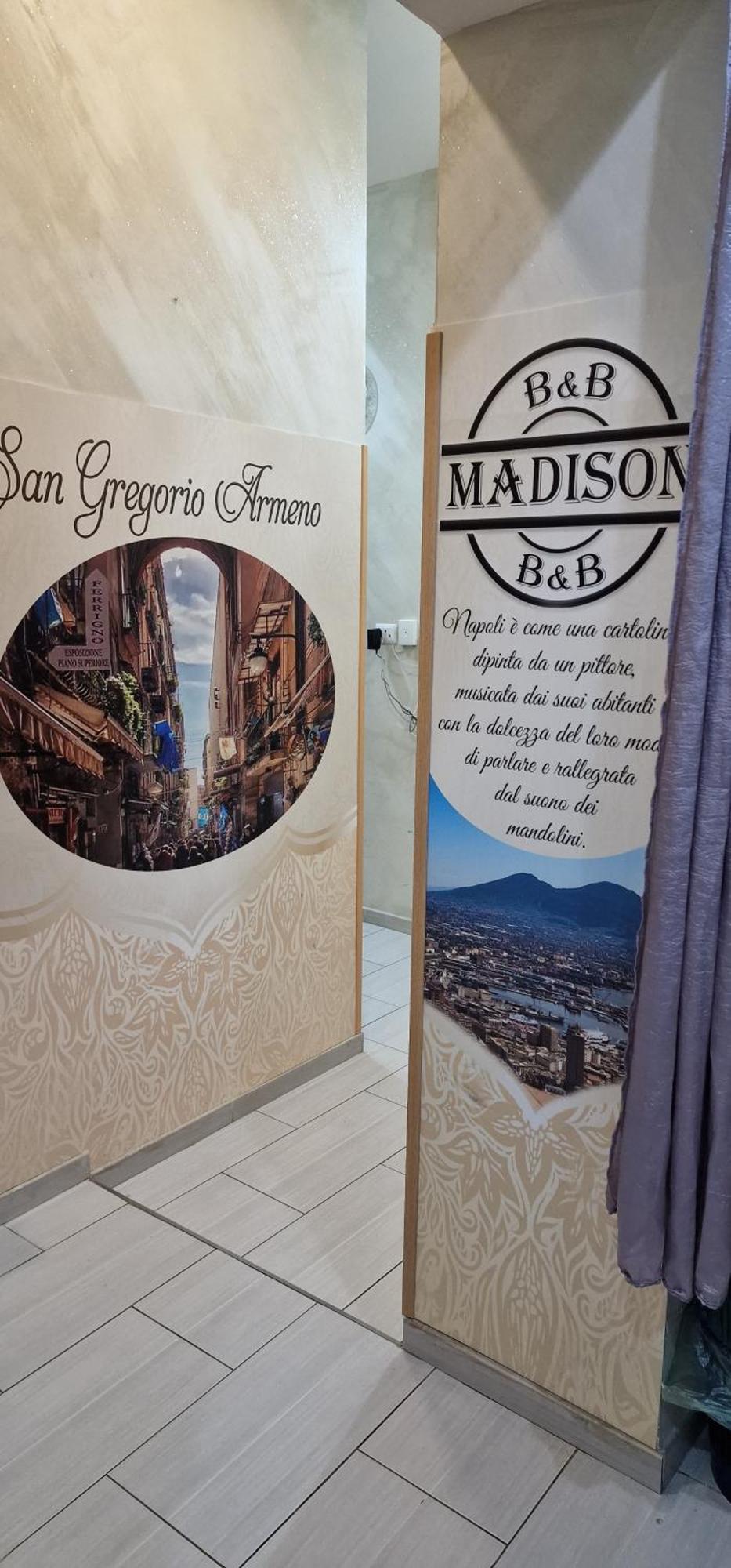 ナポリ マディソン Bed & Breakfast 部屋 写真